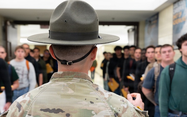 Fort Leonard Wood reception battalion — transforming civilians to Soldiers