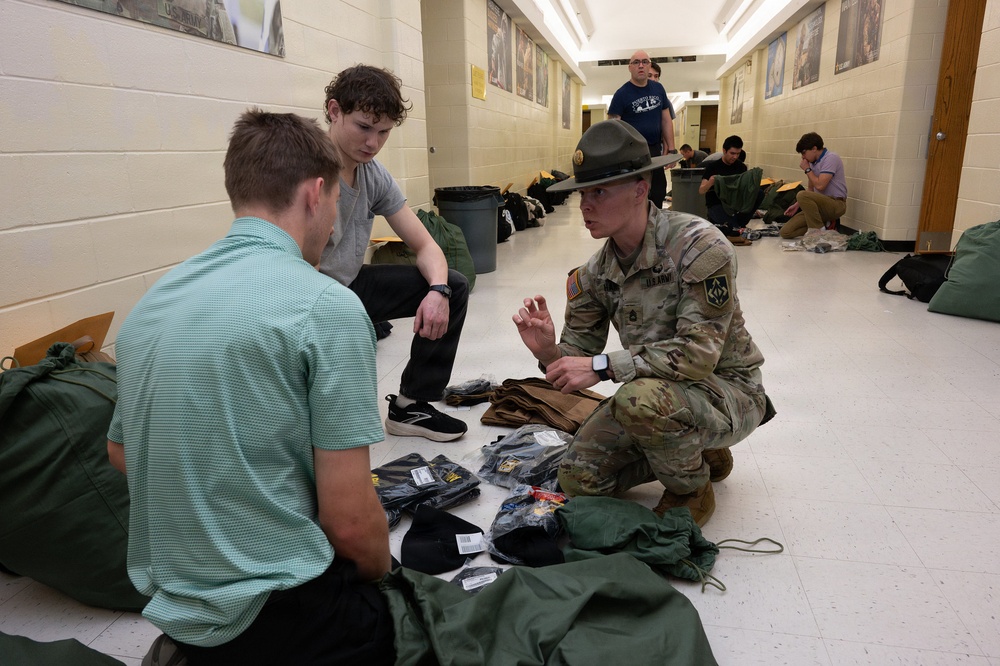 Fort Leonard Wood reception battalion — transforming civilians to Soldiers