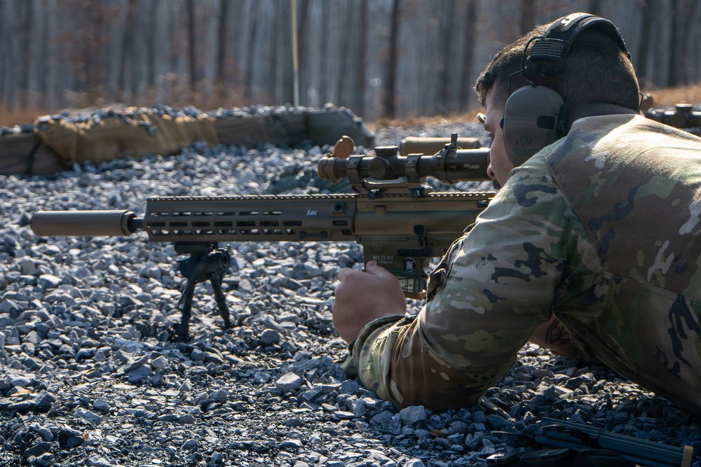 1-109th Infantry conducts weapons training