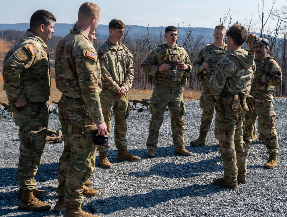 1-109th Infantry conducts weapons training
