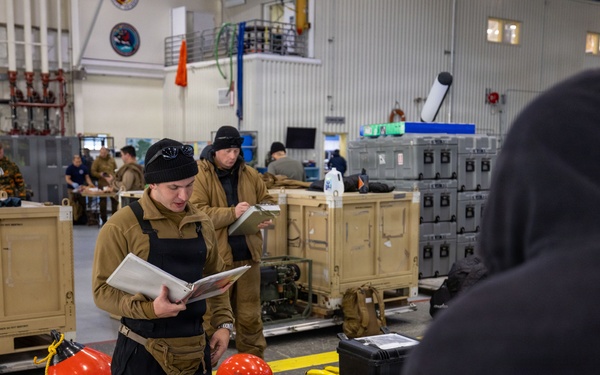 EOD conducts deep dive operations for ARCTIC EDGE 2026
