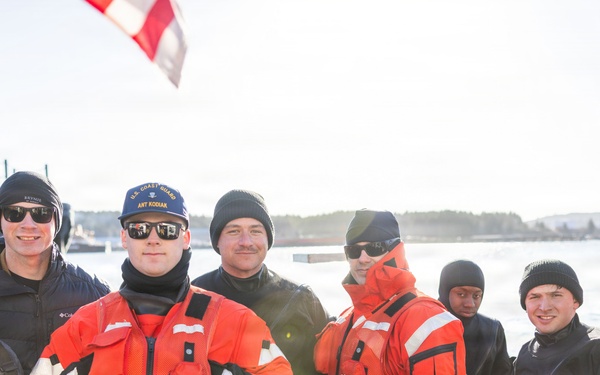 EOD conducts deep dive operations for ARCTIC EDGE 2026