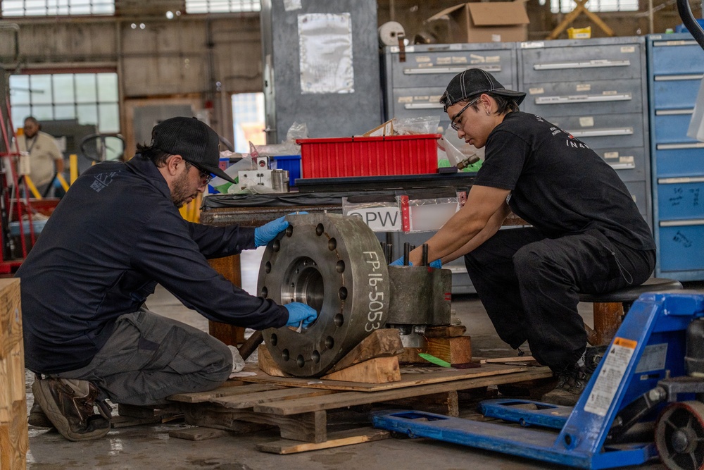 Turn Two: PHNSY &amp; IMF Machinist in action