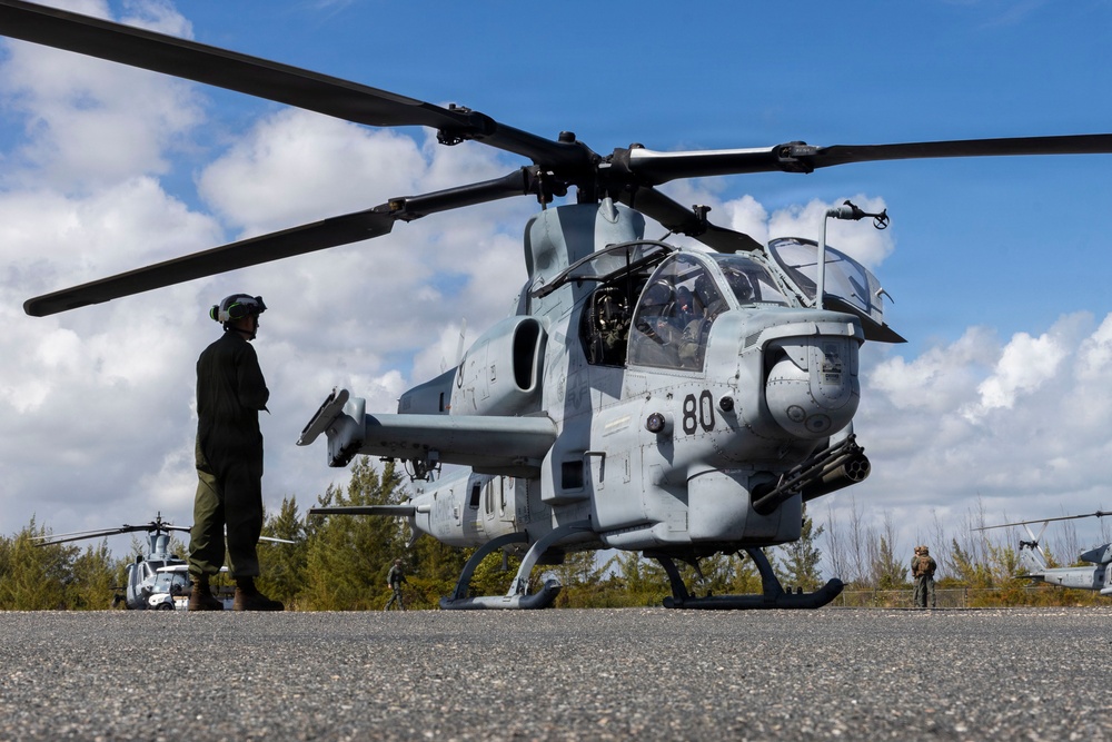 U.S. Marines with HMLA-269 conduct familiarization flight during MAG-29 DAO Exercise