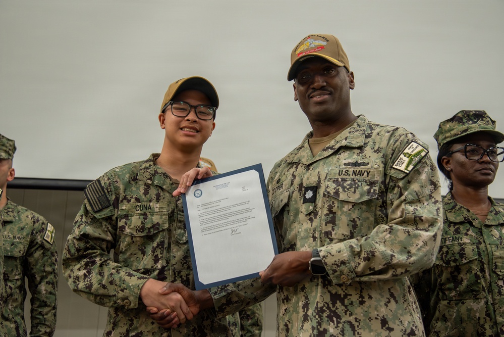 Surface Warfare Engineering School Command (SWESC) Great Lakes Holds All Hands Awards Ceremony