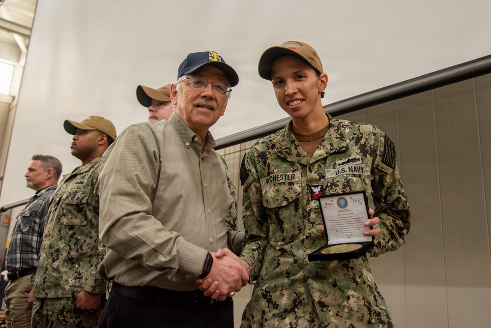 Surface Warfare Engineering School Command (SWESC) Great Lakes Holds All Hands Awards Ceremony