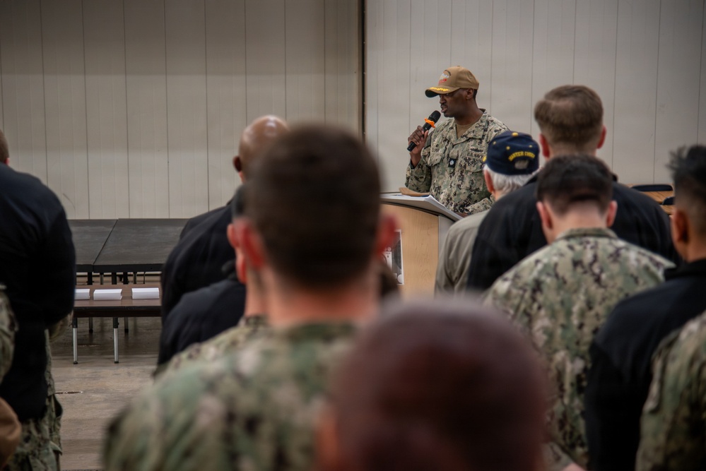 Surface Warfare Engineering School Command (SWESC) Great Lakes Holds All Hands Awards Ceremony