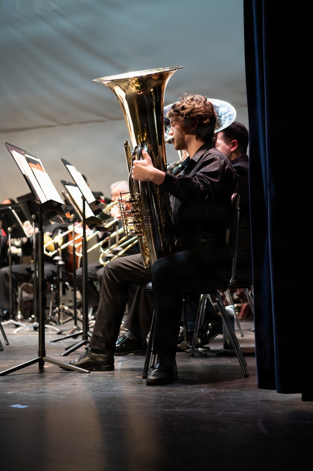 Navy Band performs for Hershey students