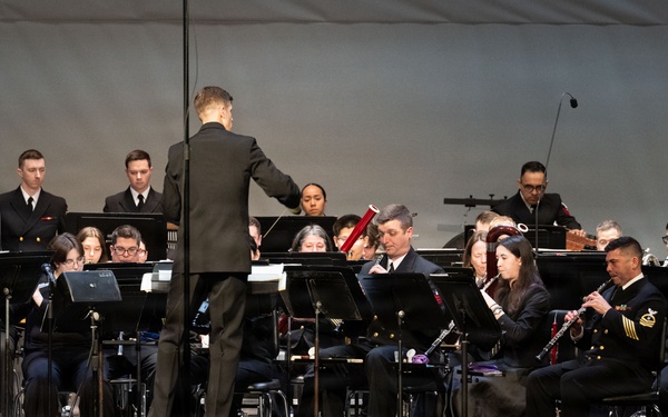 Navy Band performs for Hershey students