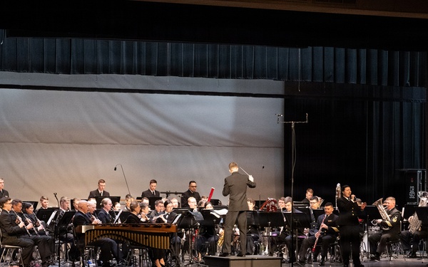 Navy Band performs for Hershey students
