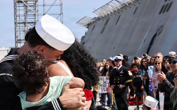 USS Cincinnati returns to San Diego