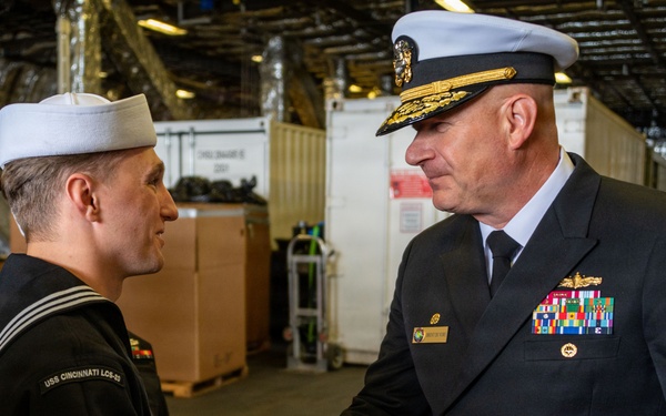 USS Cincinatti Returns to Homeport in San Diego