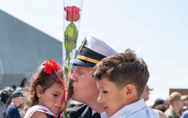 USS Cincinnati (LCS 20) Returns to Naval Base San Diego