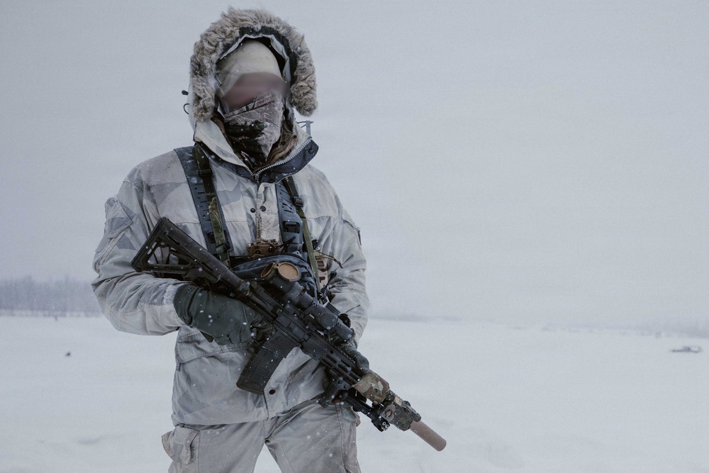 NSWG2 personnel conduct cold weather training during AE26