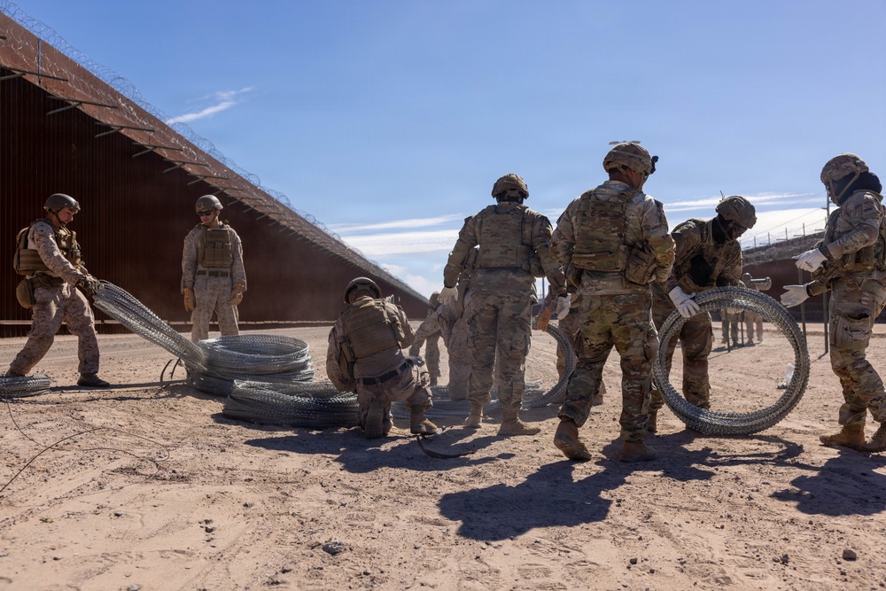 JTF-SB Marines begin training U.S. Soldiers