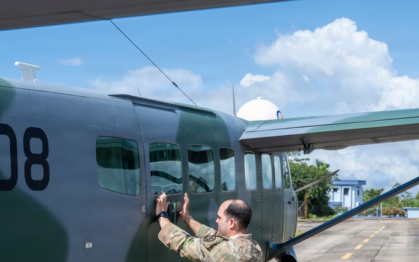 571 MSAS Builds Partner Capacity With Belize Defense Force