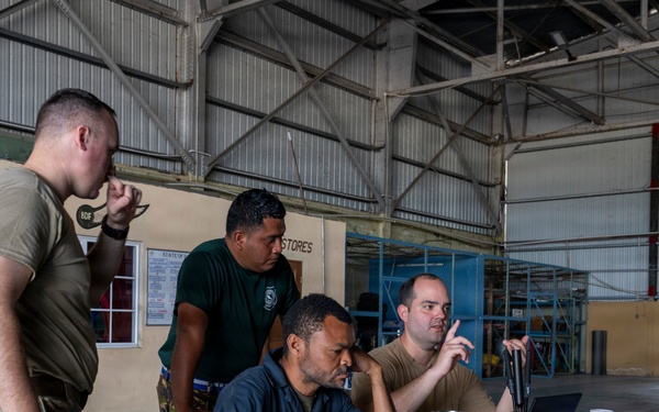 571 MSAS Builds Partner Capacity With Belize Defense Force