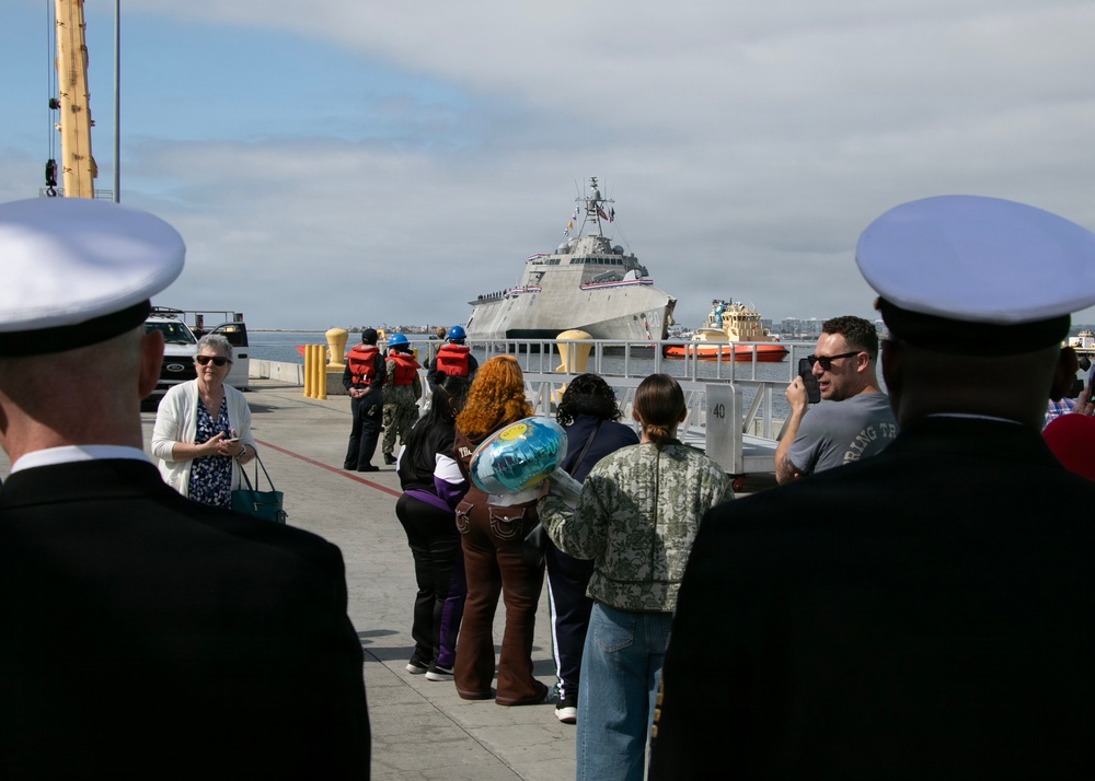 USS Cincinnati Returns to Homeport in San Diego