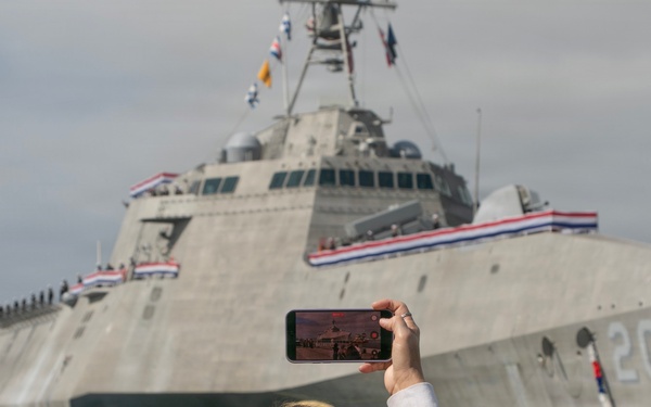 USS Cincinnati Returns to Homeport in San Diego