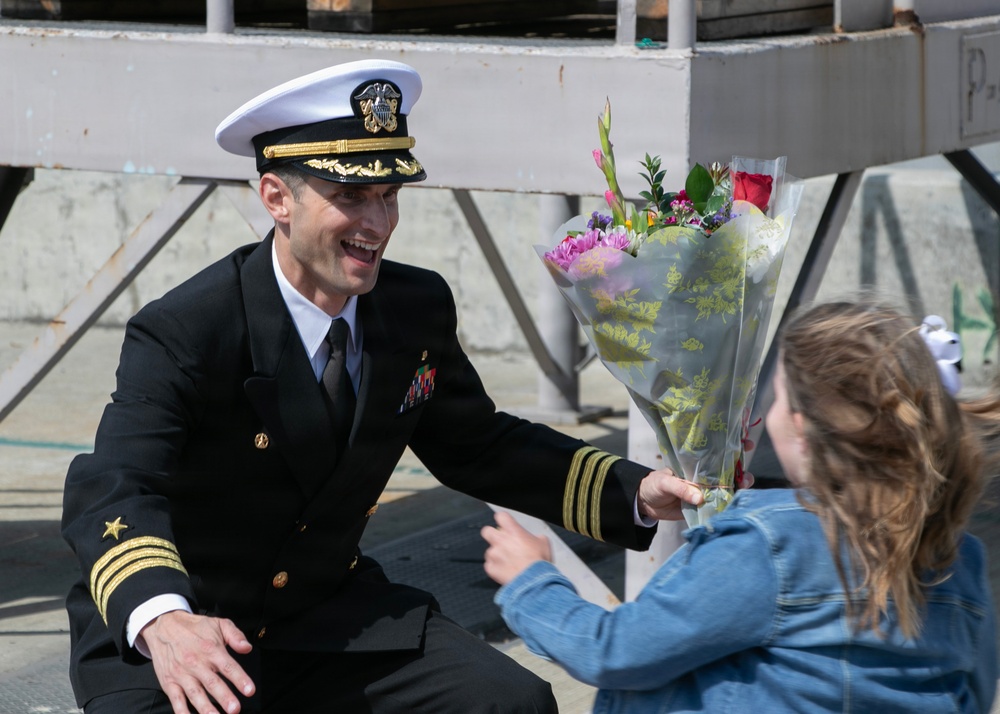 USS Cincinnati Returns to Homeport in San Diego