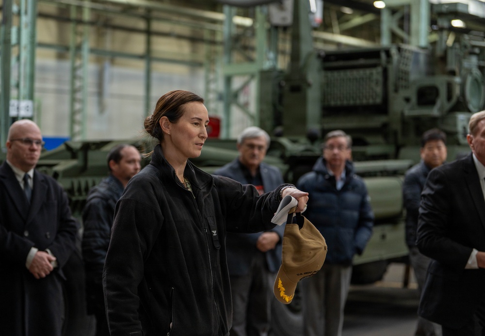 Capt. Maxine Gardner, deputy director of J4 (Logistics and Engineering) for U. S. Indo-Pacific Command (USINDOPACOM) visited U. S. Army Materiel Support Command – Korea on Feb. 25