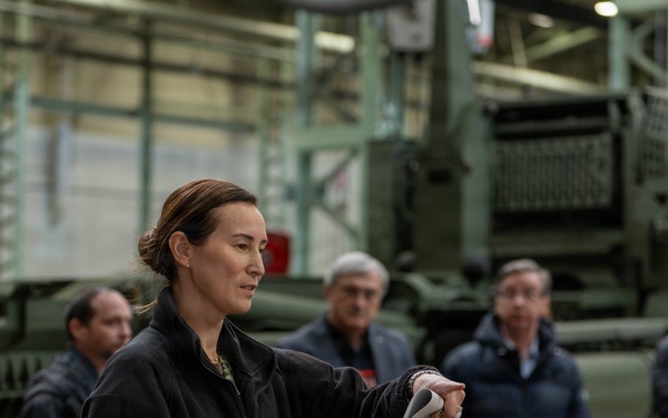 Capt. Maxine Gardner, deputy director of J4 (Logistics and Engineering) for U. S. Indo-Pacific Command (USINDOPACOM) visited U. S. Army Materiel Support Command – Korea on Feb. 25