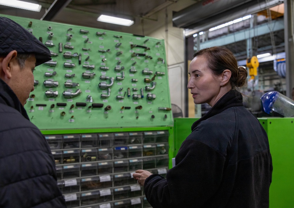 Capt. Maxine Gardner, deputy director of J4 (Logistics and Engineering) for U. S. Indo-Pacific Command (USINDOPACOM) visited U. S. Army Materiel Support Command – Korea on Feb. 25