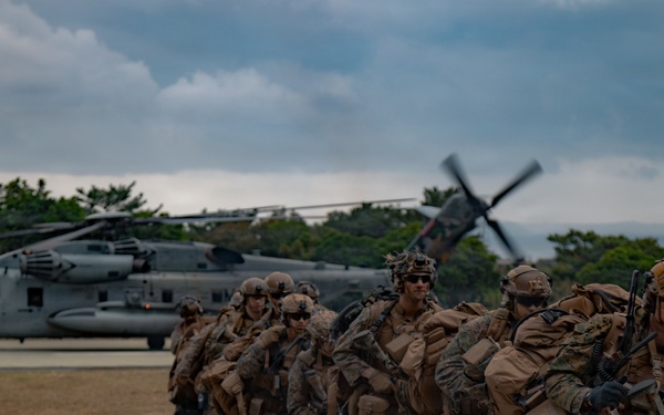 U.S. Marines load MMSP on CH-53E Super Stallions for MCCRE and Conduct Forward COC Operations