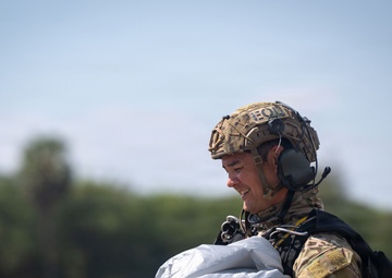 U.S. and Royal Thai Navies conduct freefall jump operations during CG26