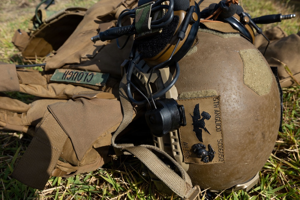 5th Air Naval Gunfire Liaison Company and 2nd Battalion, 7th Marines, conduct mortar range
