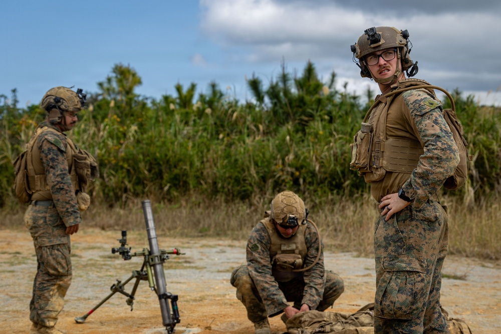 5th Air Naval Gunfire Liaison Company and 2nd Battalion, 7th Marines, conduct mortar range