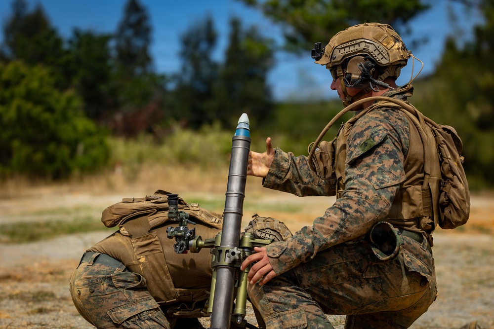 5th Air Naval Gunfire Liaison Company and 2nd Battalion, 7th Marines, conduct mortar range