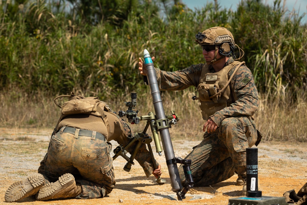5th Air Naval Gunfire Liaison Company and 2nd Battalion, 7th Marines, conduct mortar range