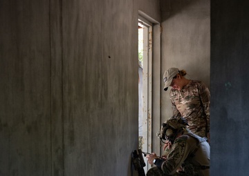 U.S. Navy and Royal Thai Navy EOD teams conduct surface and IED scenarios