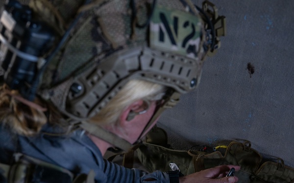 U.S. Navy and Royal Thai Navy EOD teams conduct surface and IED scenarios