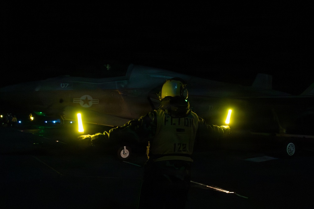 31st MEU | F-35 Night Flight Operations