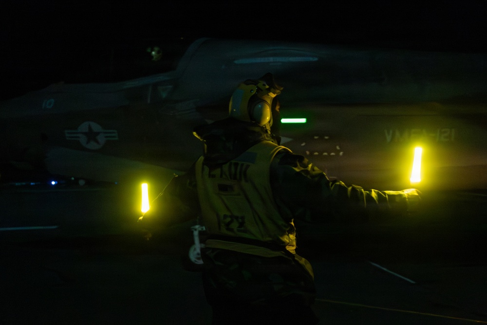 31st MEU | F-35 Night Flight Operations