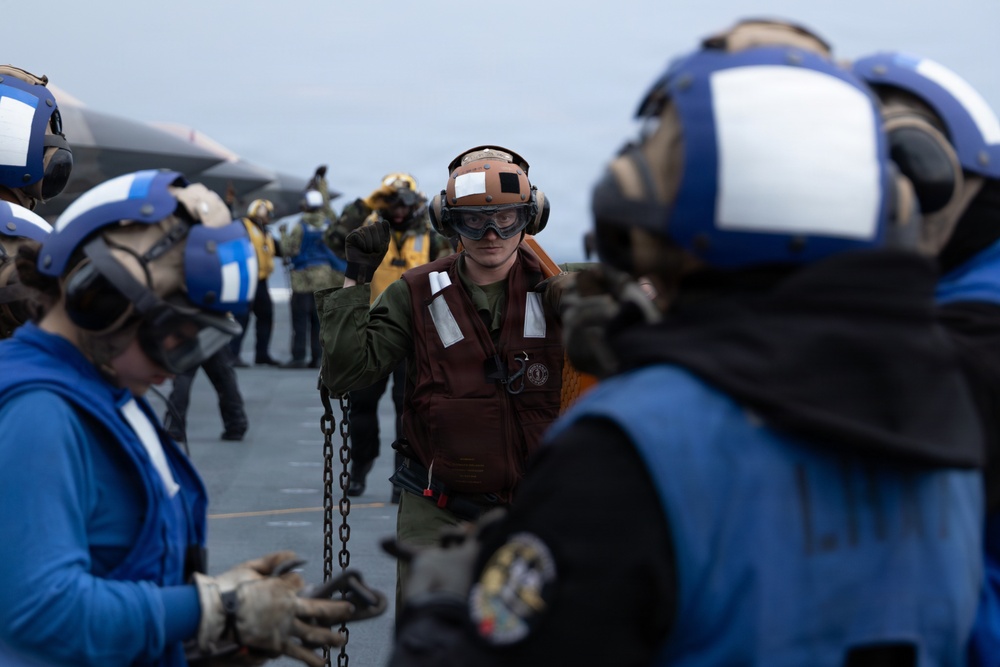 31st MEU | F-35 Night Flight Operations