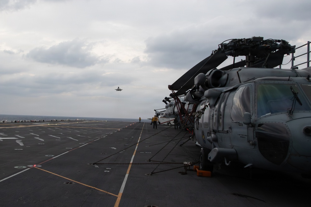 31st MEU | F-35 Night Flight Operations