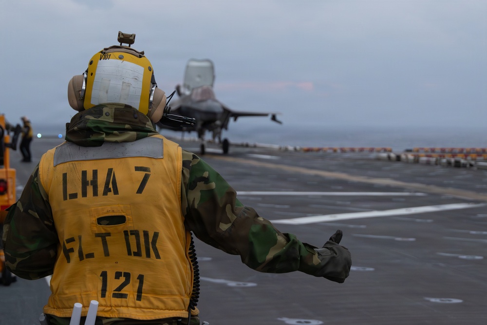 31st MEU | F-35 Night Flight Operations