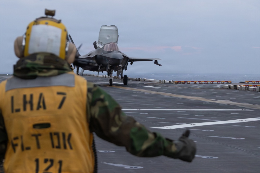 31st MEU | F-35 Night Flight Operations