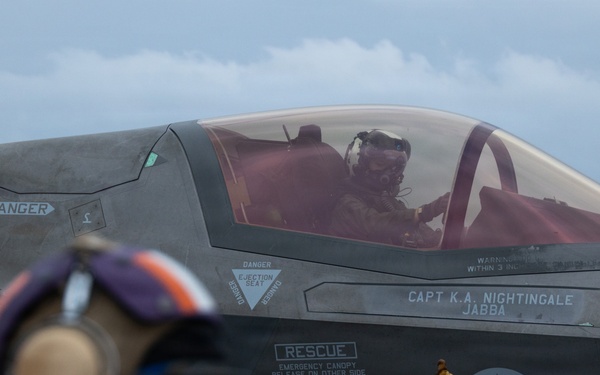31st MEU | F-35 Night Flight Operations