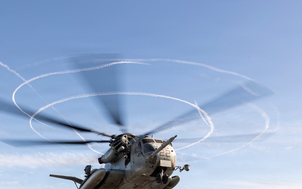 I MEF Deputy Commanding General Visits 11th MEU Marines and Sailors Aboard USS Boxer