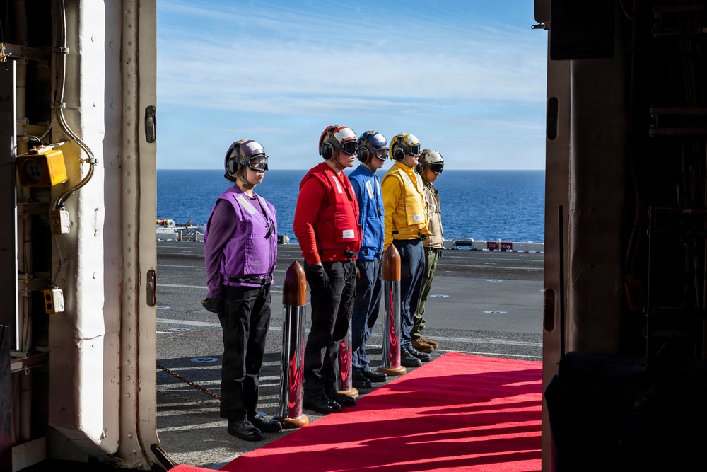 I MEF Deputy Commanding General Visits 11th MEU Marines and Sailors Aboard USS Boxer