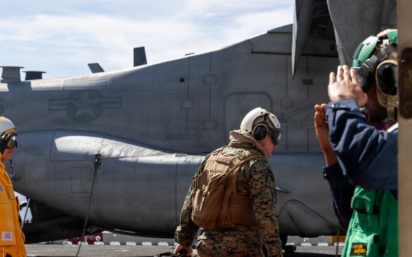 I MEF Deputy Commanding General Visits 11th MEU Marines and Sailors Aboard USS Boxer
