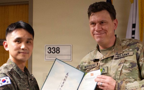 Recognizing Personnel Behind the Bayonet Hill 180 Ceremony