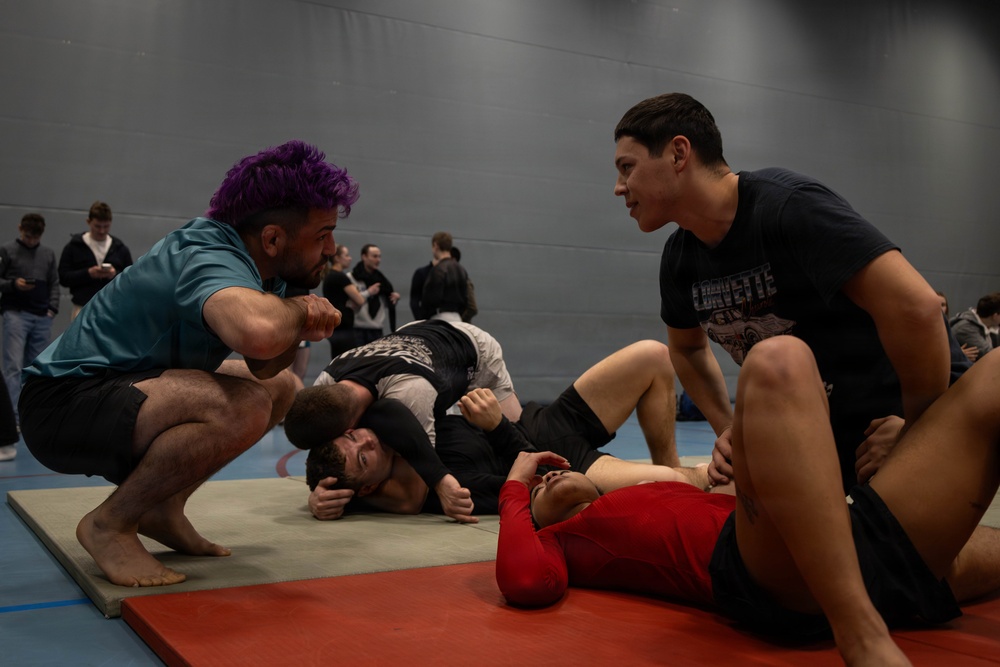 CORE26 | Mixed Martial Arts Frontline Fighters Host MMA Clinic for Troops in Norway