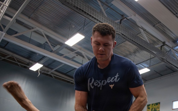 CORE26 | Mixed Martial Arts Frontline Fighters Host MMA Clinic for Troops in Norway