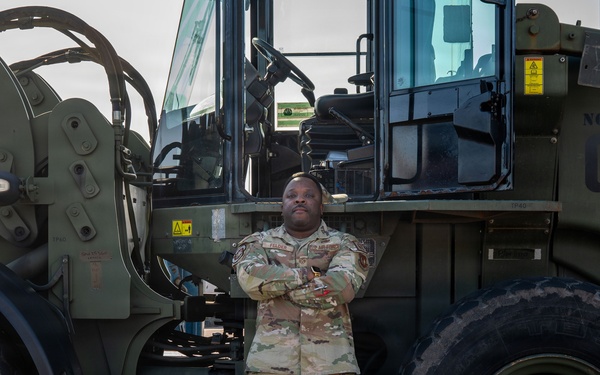 Airlifter of the Month: Staff Sgt. Jeffrey Felder