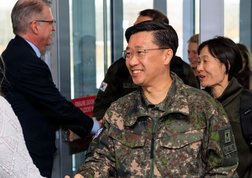 Republic of Korea Army Surgeon General visits Defense Centers for Public Health - Aberdeen